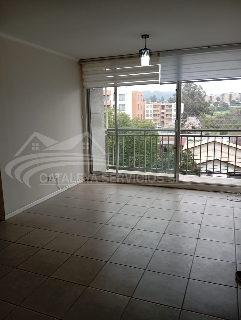Espectacular Dpto en arriendo: 3 Habitaciones- 1baño, Logia. Condominio Los Molinos ($360.000)